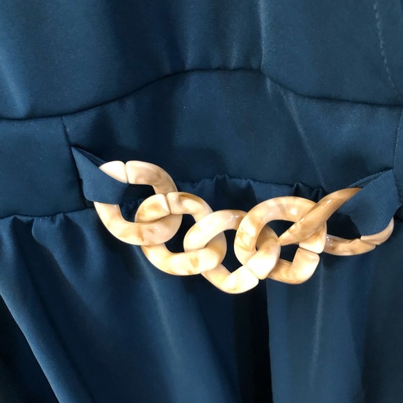 BloomChic Dark Teal Blouse with Acrylic Chain Detail and Tie Sleeves 14-16 NWT - Picture 5 of 8